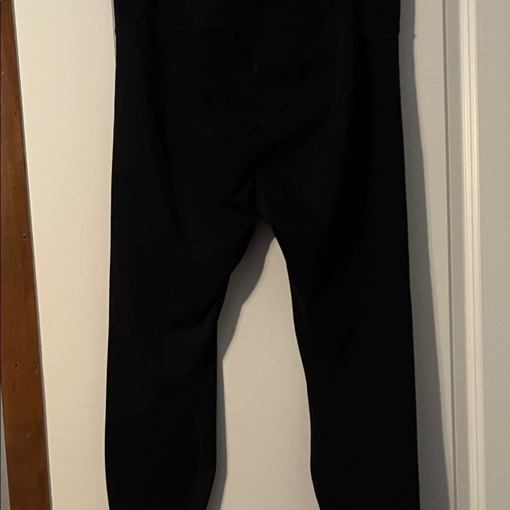 All in Motion Classic Black Leggings - Picture 4 of 4